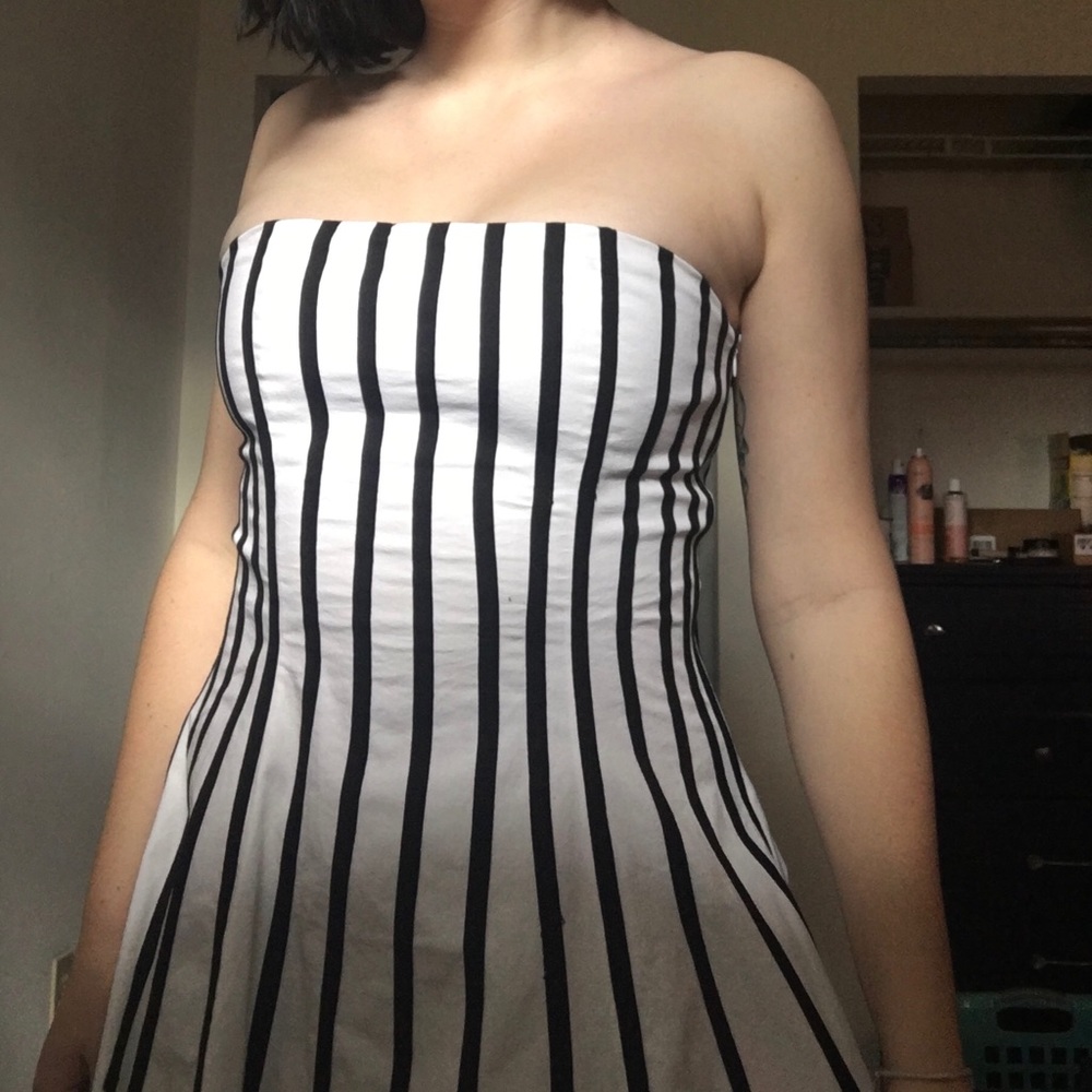 Ariella White Strapless Dress With Black Stripes